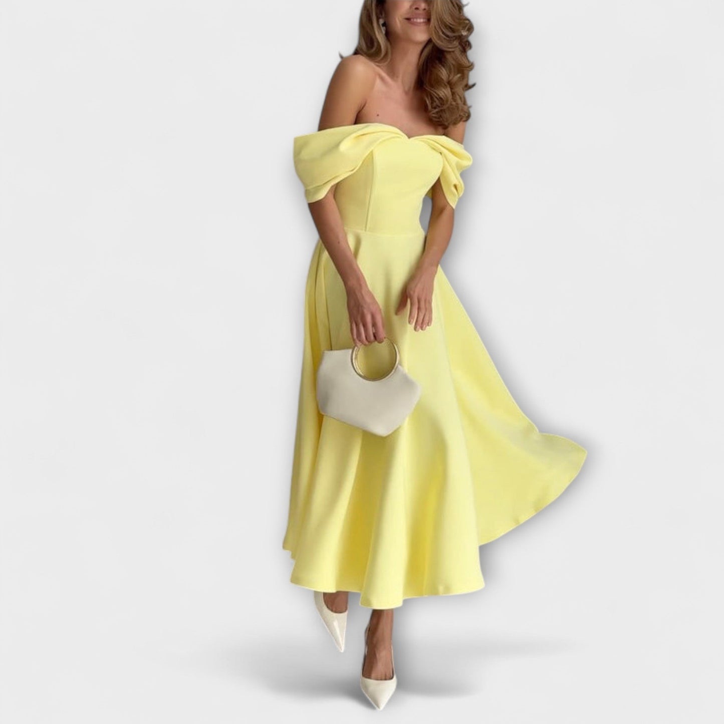 Romy - Off-Shoulder Drapert Maxi Kjole for Arrangementer