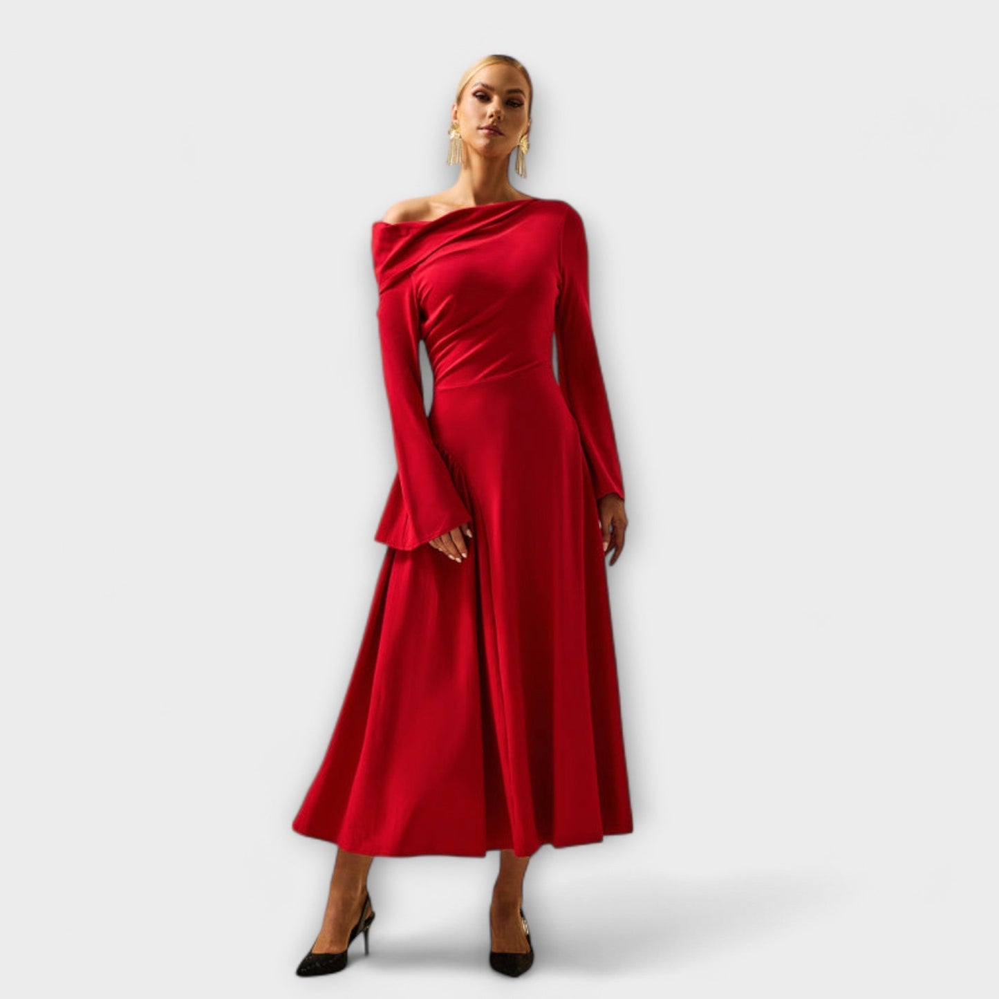 Chic Off-Shoulder Midi Kjole med Ballongsleeves for Alle Anledninger