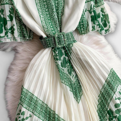 Delilah - Retro Chic Kjole for Enhver Anledning