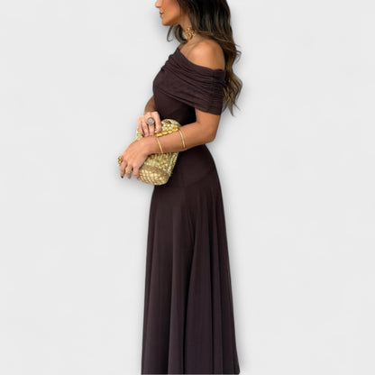 Toledo One-Shoulder Mesh Maxi Kjole for Sommerarrangementer