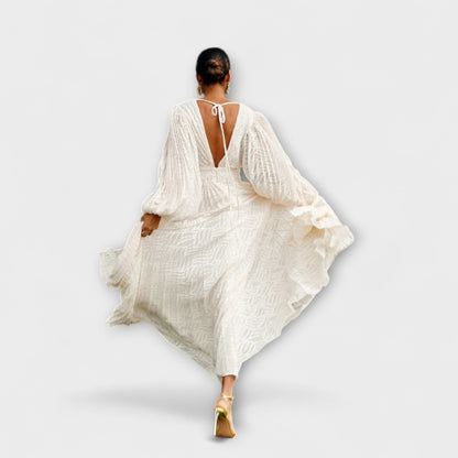 Elsa Cream Maxi Kjole – Ideell for Sommerarrangementer