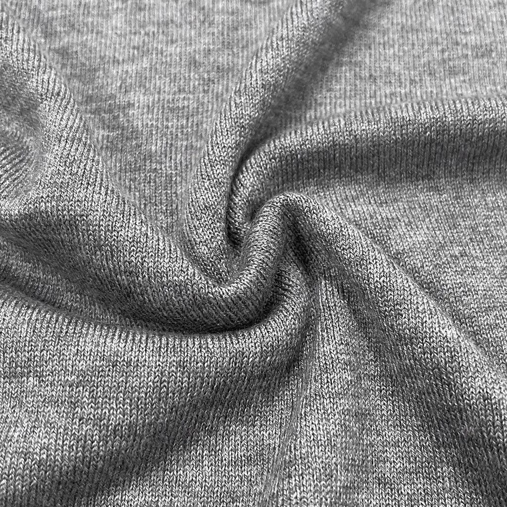 Herre V-hals Strikket Vest – Ideell for Stilfull Lagdeling