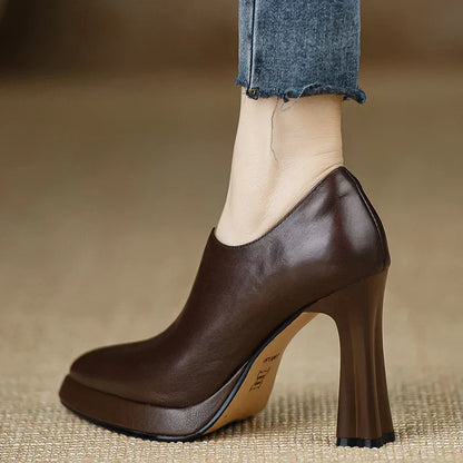 Carina Chic Hæler for Alle Anledninger