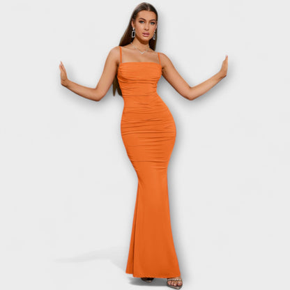 Chic Ruffle Kjole for Spesielle Anledninger