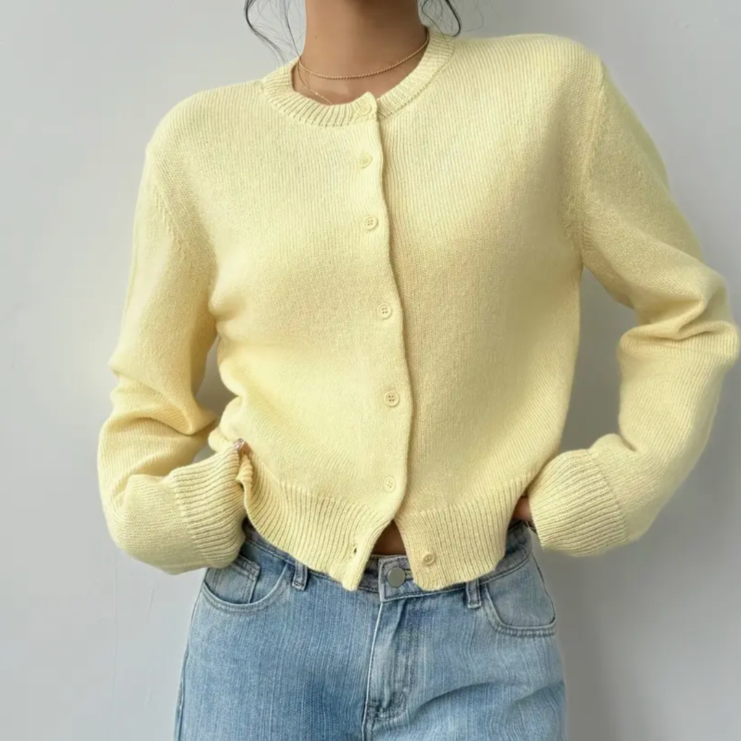Chic Cropped Knapp Cardigan – Koselig Strikk for Hverdagsstil