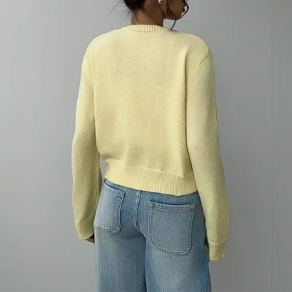 Chic Cropped Knapp Cardigan – Koselig Strikk for Hverdagsstil