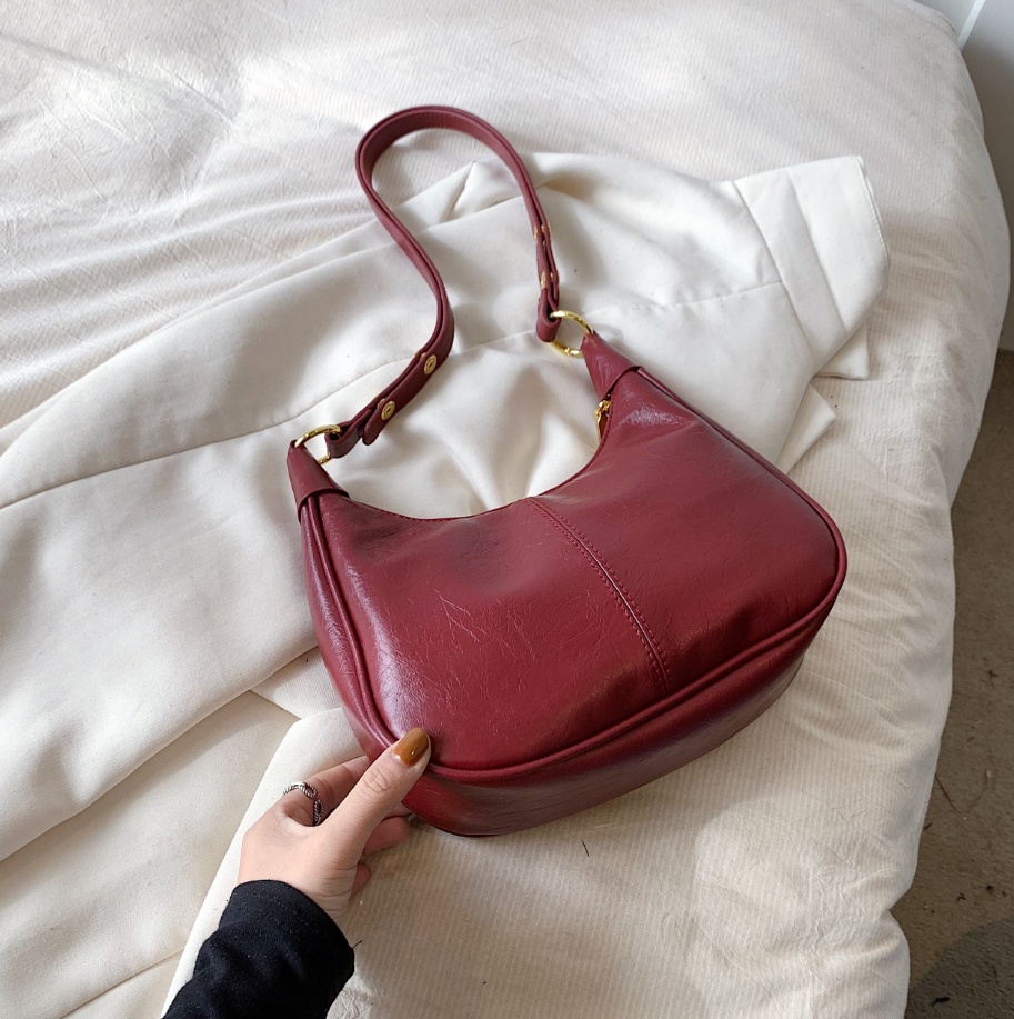 Chic Zip Top Hobo Bag med Justerbar Stropp