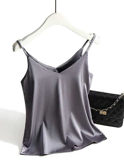 Chic Satin Cami Top for Utekvelder