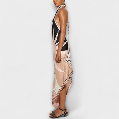 Chic Satin Stroppkjole for Arrangementer