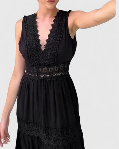 Alena | Chic Midi Kjole for Hver Anledning