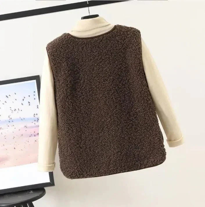 Chic Plush Vest for Women - Ideell for lagdeling